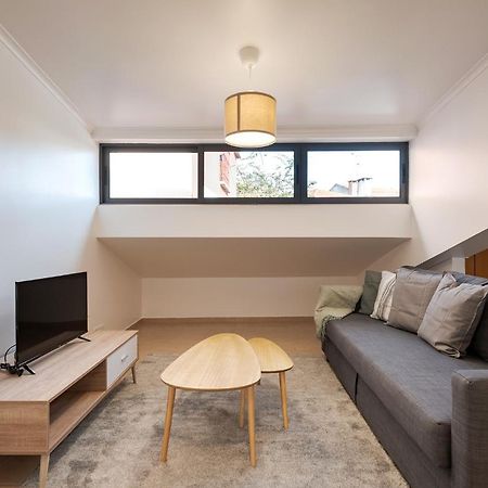 Central Gem IV - Lisbon Trendy Santos District With Dedicated Workspace Exterior foto