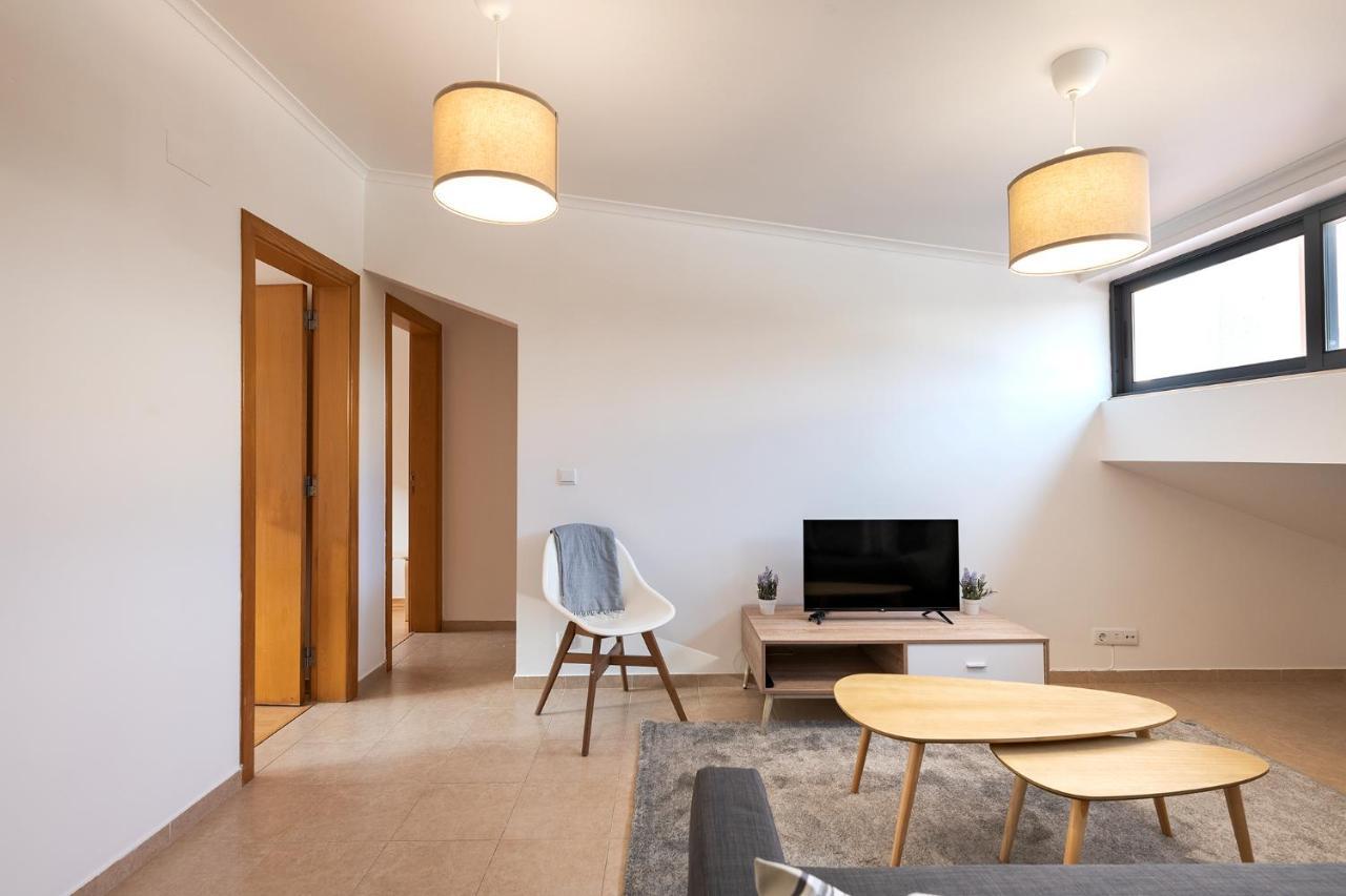 Central Gem IV - Lisbon Trendy Santos District With Dedicated Workspace Exterior foto